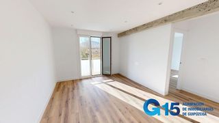 Flat in Hernani. Sta. barbara auzoa   vivienda, sin ascensor, recientemente rehab