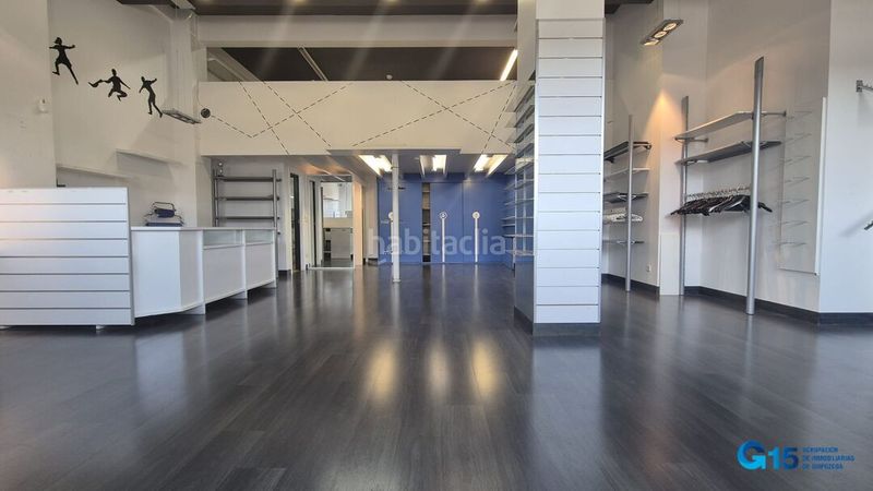 Foto ba3a0aa2-65c7-47f2-8dda-4a5724f327b9. Lloguer local comercial a Hernani