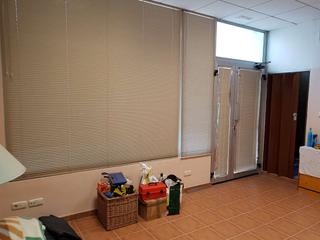 Local commercial en Urnieta. Urnieta  zubitxo plaza  local difano y acondicionado no tiene s