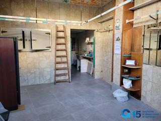 Local Comercial a Hernani. Hernani  local diáfano de 38,3 m útiles a 2 fachadas con camara