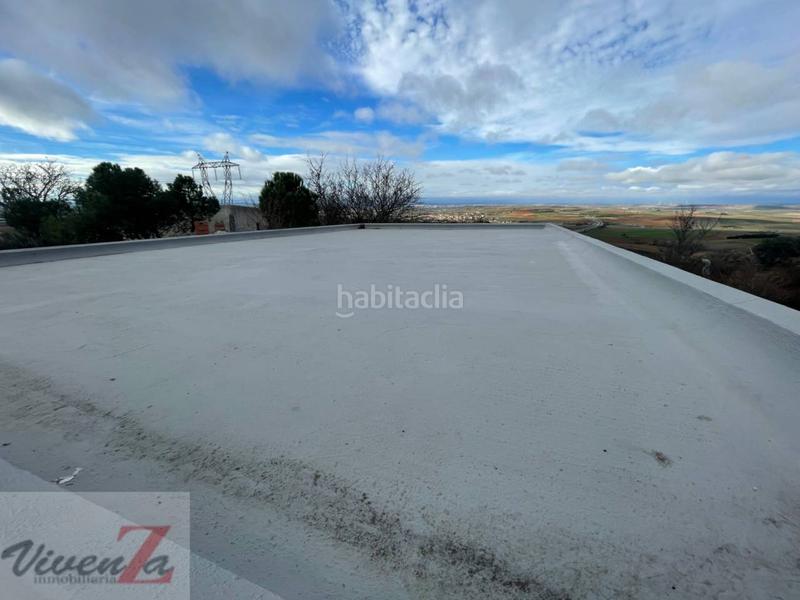 Foto 153195ed-dada-425a-86ab-179169e4624e. Casa  en venta en Coreses