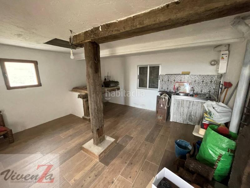 Foto 2836142b-a2a9-48d6-8b0c-6262e5b98d16. Casa  en venta en Coreses