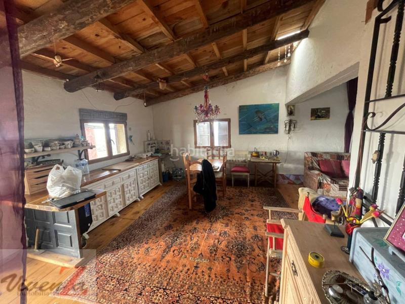 Foto 929b8a1b-ffe3-42a1-9e6e-e21b0009d1b6. Casa  en venta en Coreses