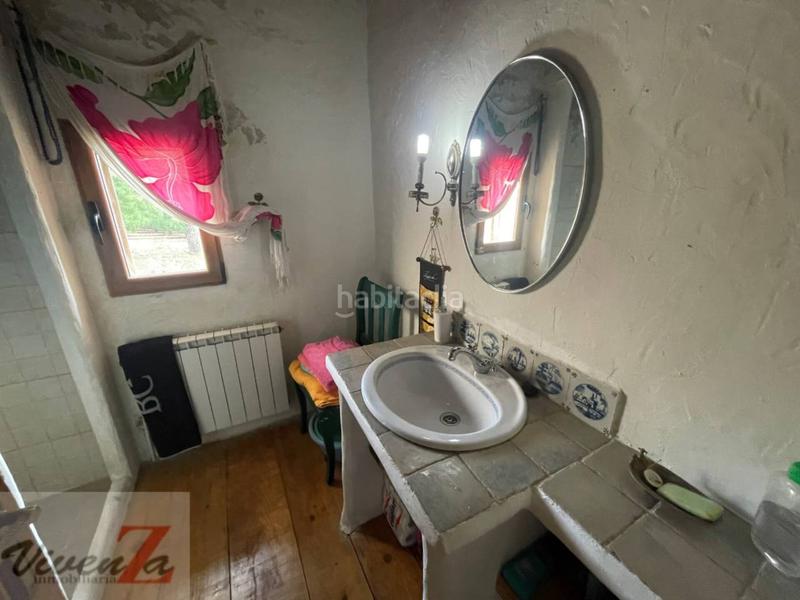 Foto dd904bb8-6146-4faf-8716-94e181d29dfd. Casa  en venta en Coreses