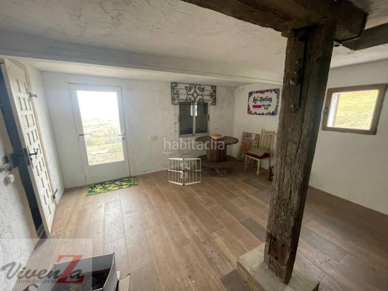 Foto deed1cf7-8327-41e2-8389-66f52379f1df. Casa  en venta en Coreses