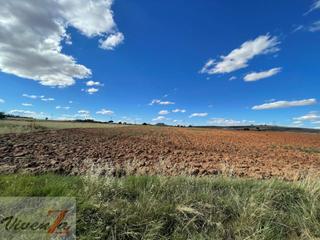 Finca rústica a Valcabado. Terreno en venta en valcabado