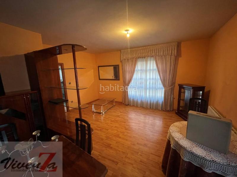 Foto b6d15230-6be3-4509-948e-2c844d7aae9e. Zweistöckige wohnung mit heizung parking in San Lázaro Zamora