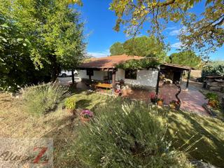 Haus in Área Rural. Casa en venta en pinilla49027