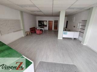 Location Local commercial à Casco Antiguo. Local en alquiler en centro49005