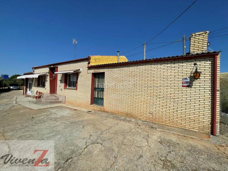 Foto f5c96131-c6de-409b-9b38-5abcf9e2dccb. Casa con riscaldamento in Ciudad Jardín - Vista Alegre Zamora