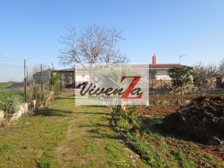 Propriété à Urbanización S.XXI - Carretera de Villalpando. Finca rustica en venta en área rural