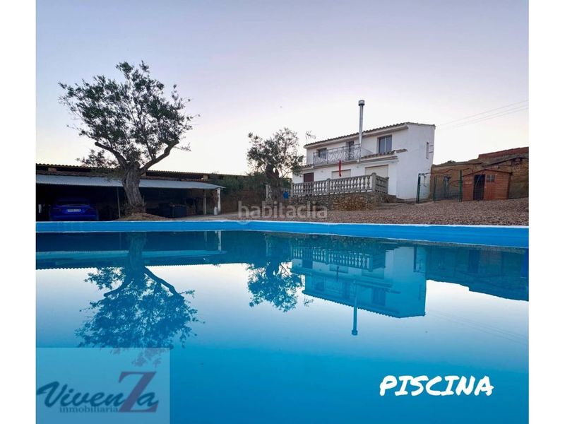 Foto e911e765-0223-4957-bd69-726c9a0a9582. Casa amb calefacció aparcament piscina a Sanzoles
