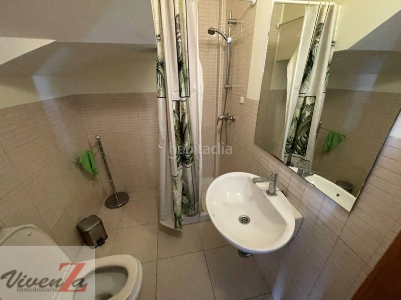 Foto b32264dd-09e9-422c-a052-1241087fc11c. Casa adossada amb calefacció aparcament a Coreses