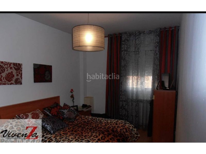 Foto 01344f10-4116-42d9-bc30-1daff3bea7e8. Casa aparellada amb calefacció aparcament a Moraleja del Vino