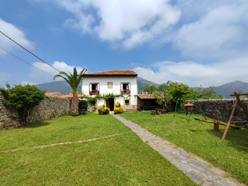 Foto e99eeb81-5243-4337-a152-cb7e2f35ea14. Chalet dans Vibaña-Ardisana-Caldueño Llanes