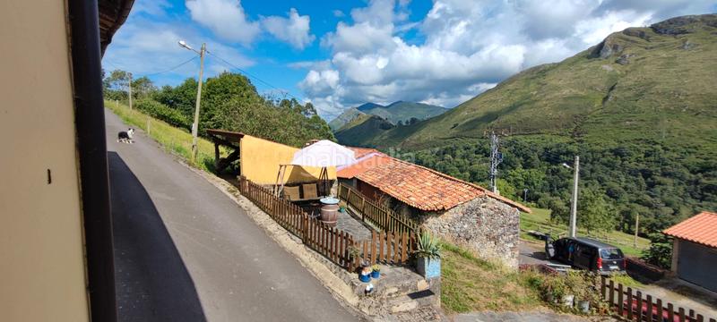 Foto 09f6b09c-d31d-4fe6-aa6a-f92b8e677926. Chalet en Vibaña-Ardisana-Caldueño Llanes