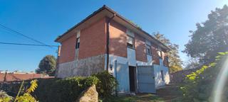 Chalet in Celorio-Poó-Parres