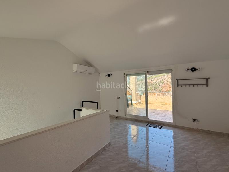 Foto 83cbac32-2743-4c42-bd52-ff4e2d078245. Casa amb calefacció aparcament piscina a El Poal Castelldefels