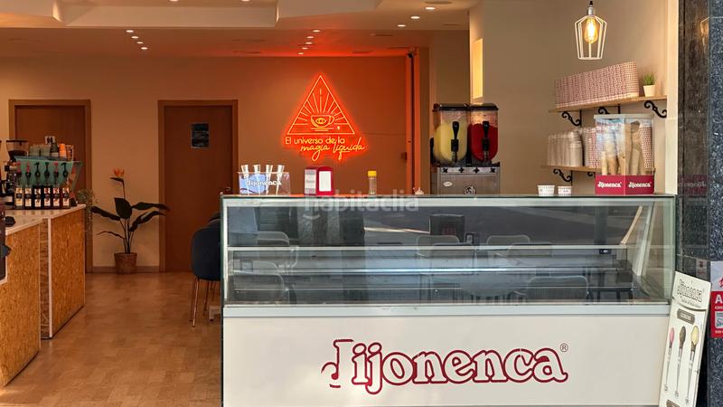 Foto 784eca1f-8431-49bf-871b-e7d10226cd4b. Transfer business premise in rambla de maria casas 80 in Gavà