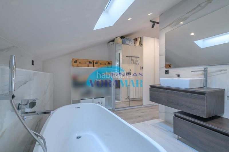 Foto 39a11a5e-b20f-4f24-952e-e2d6d29f076c. Casa en Montmar Castelldefels