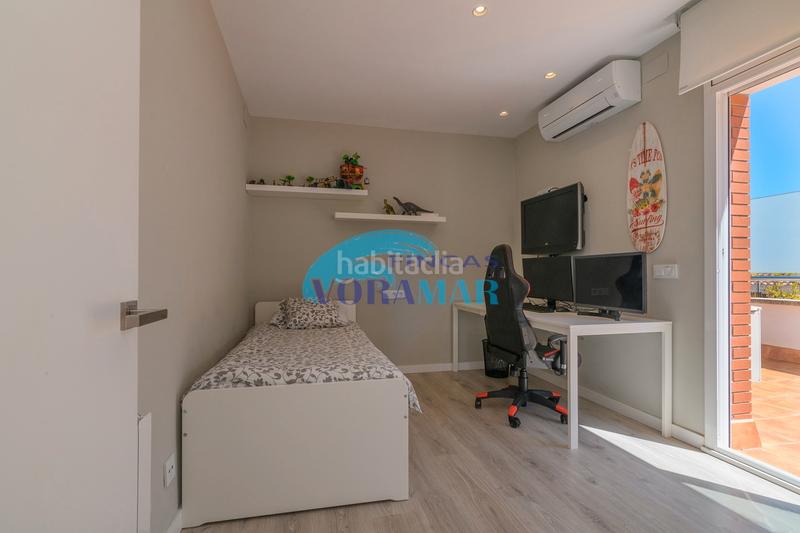 Foto 61c9ad31-1865-479e-902e-79f17dca61fa. Casa en Montmar Castelldefels