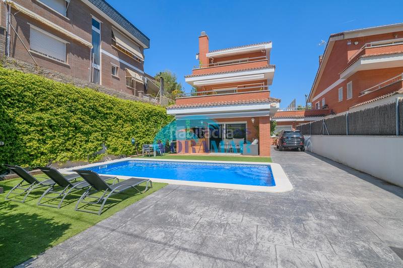 Foto 63f226cb-4dff-4a79-8273-2e77514cc024. Casa en Montmar Castelldefels