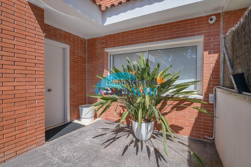 Foto bc73785f-0d83-45e7-8fc6-c974378dddbf. Casa en Montmar Castelldefels