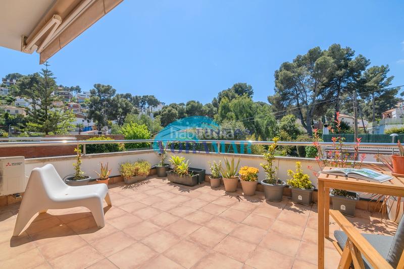 Foto cf12dc9f-e145-4f71-9c0d-22ba6f3eebf4. Casa en Montmar Castelldefels