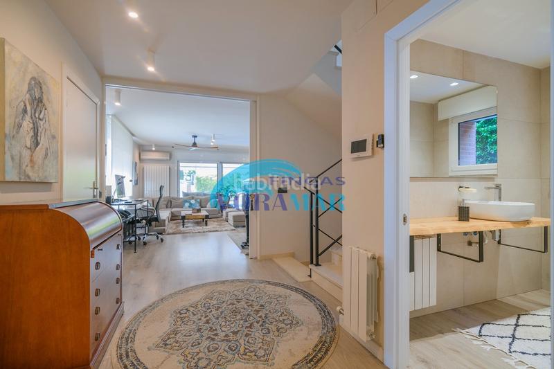 Foto 2b16fd5e-6ff8-4736-bbcc-0bb47082c798. House with fireplace heating parking pool in Montmar Castelldefels