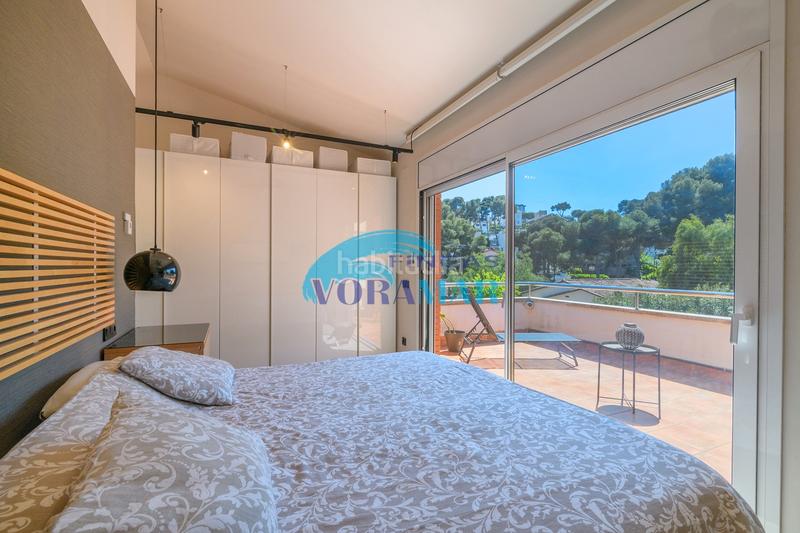 Foto 635542aa-696c-4a04-bcbe-4b1cbb5fdbe1. House with fireplace heating parking pool in Montmar Castelldefels