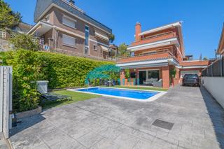 Chalet in Montmar