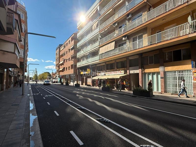 Foto a37d80f8-1191-4fb0-9829-10392de16702. Locale commerciale in Centre Castelldefels