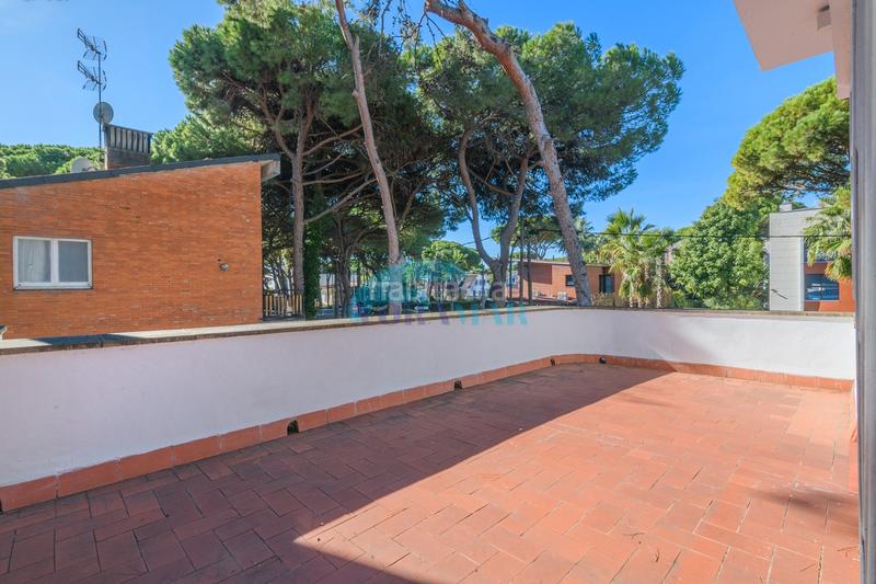 Foto ded6e479-b388-4fd5-b077-82dcaa288f98. Maison avec chauffage parking dans La Pineda Castelldefels