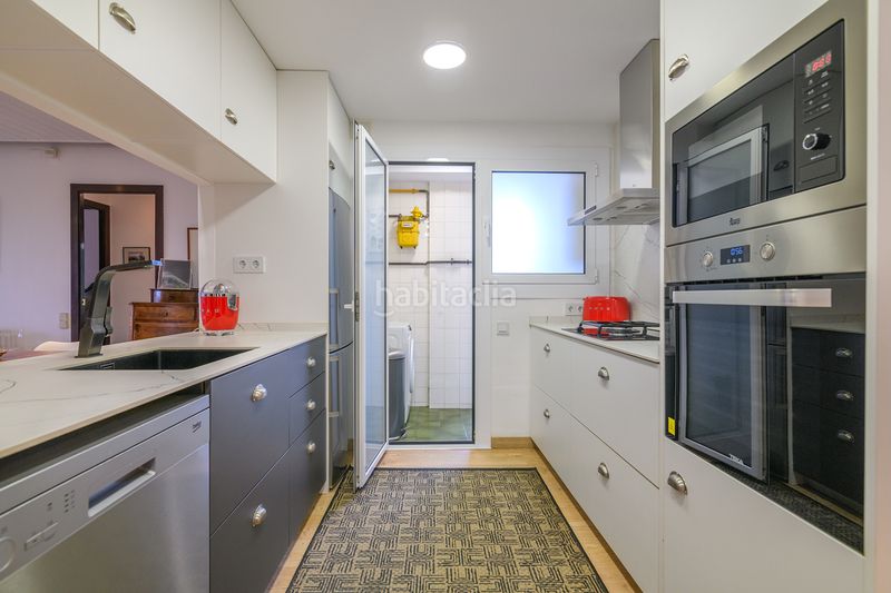 Foto 900b8b39-1b89-4183-8473-d5477dfc9670. Piso en Centre-Estació Gavà