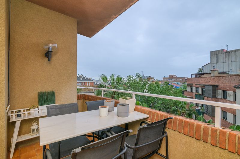 Foto cbb8c498-586a-4537-b39d-530ff75570e1. Piso en Centre-Estació Gavà