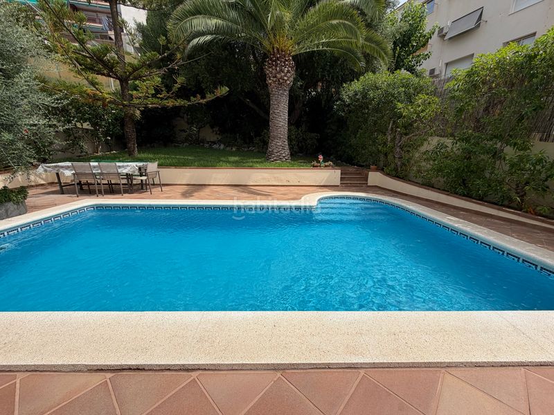 Foto a931fb38-afdb-406b-9509-674b6e6220d4. Casa amb calefacció aparcament piscina a El Poal Castelldefels