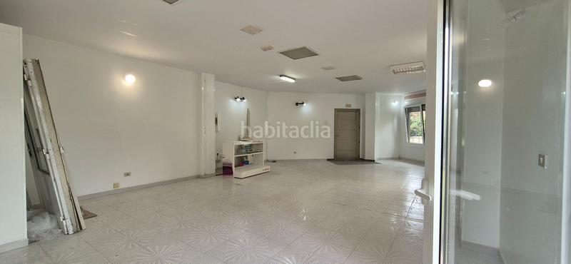 Foto 72fd5d79-47a4-45e3-840b-4d95812b3afd. Alquiler local comercial en Navia Vigo