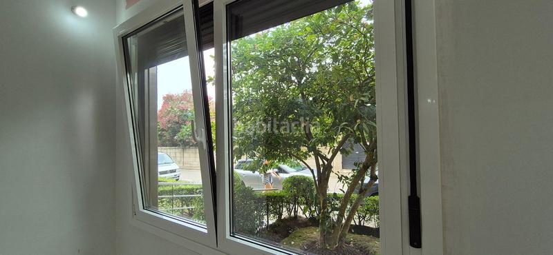 Foto b714e268-3305-4b2a-befd-cef28599320a. Alquiler local comercial en Navia Vigo