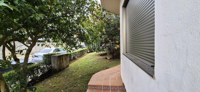 Foto 7116d438-0b79-416d-9548-fab37cde8331. Location local commercial dans Navia Vigo