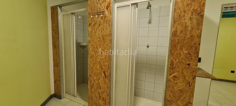 Foto 65051545-f28a-41a8-b57e-2c855272a878. Location local commercial dans travesía de Vigo - san xoán Vigo