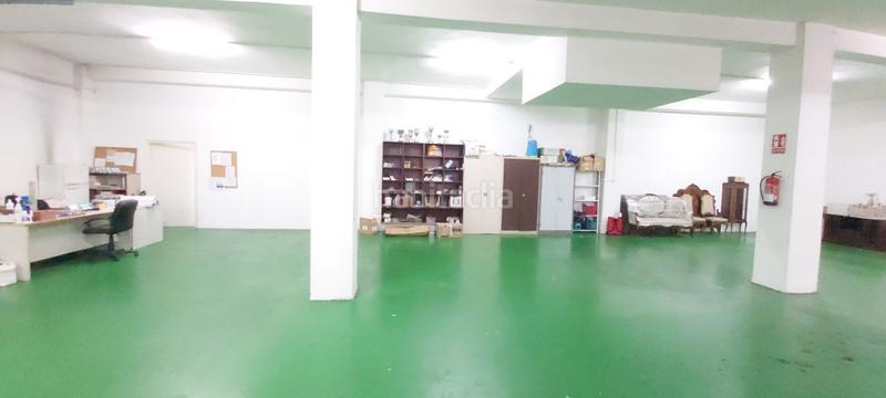 Foto 5c0797fe-e39a-4113-ae30-e54d3a37287e. Business premise in Berbés - Peritos Vigo