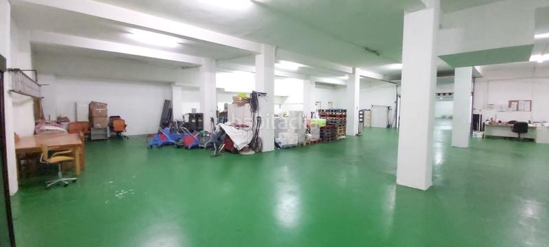 Foto ae9925d5-6b13-438a-88a5-dbbec3bcde53. Business premise in Berbés - Peritos Vigo