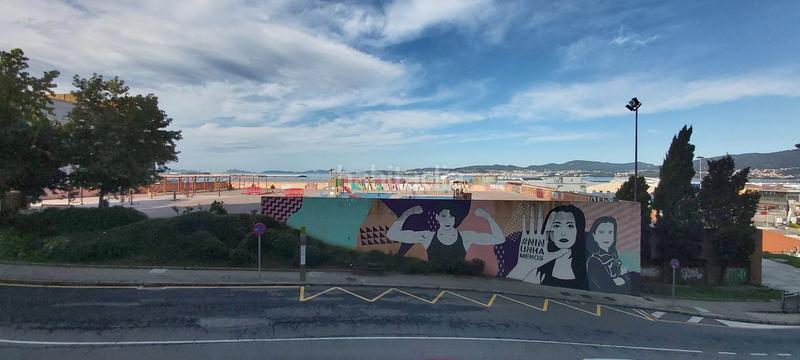 Foto 55ff4ba4-e2bf-49ec-8e5f-75d2cdc37393. Locale commerciale in Berbés - Peritos Vigo