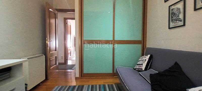 Foto c50d48a5-d781-4120-a603-91448f0d82e9. Piso centro en Moaña