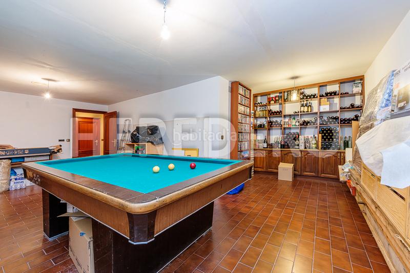 Foto d7d606a0-e2db-4306-8aa2-88b4573d7fdd. Chalet with fireplace heating parking pool in Valadares - Beade Vigo