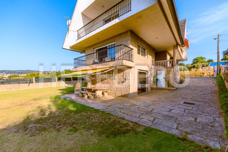 Foto 64719eef-c180-4791-b7ca-eae6610c6182. Chalet en Valadares - Beade Vigo