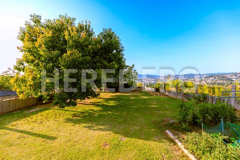 Foto 6c6a6484-01e7-4154-a56d-d5a8661fd375. Chalet en Valadares - Beade Vigo