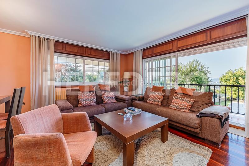 Foto 79dc4521-dbdb-4ed1-8391-12f5d5bb0be5. Chalet en Valadares - Beade Vigo