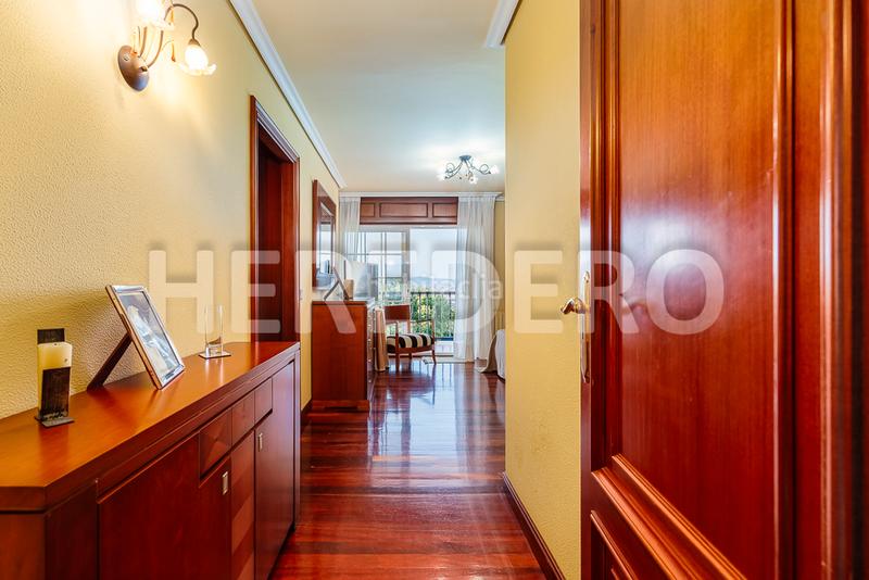 Foto 8f774582-6412-4413-ac73-be68c325fb9f. Chalet en Valadares - Beade Vigo