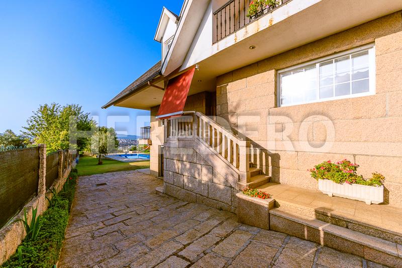 Foto 9f3f020c-cff7-451b-aa1d-02236ea24117. Chalet en Valadares - Beade Vigo